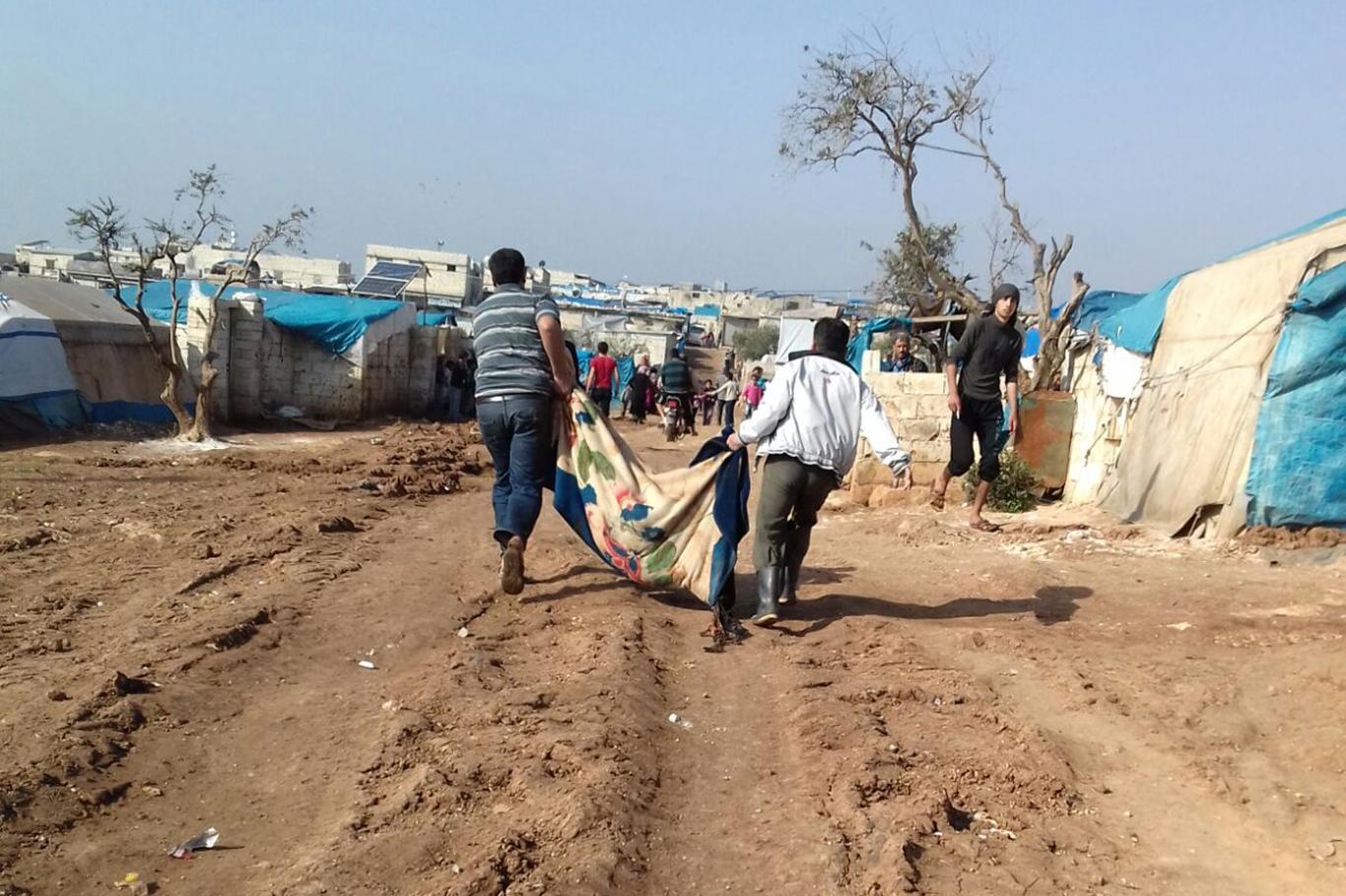 Atme mülteci kampına roketli saldırı: 3 ölü 15 yaralı